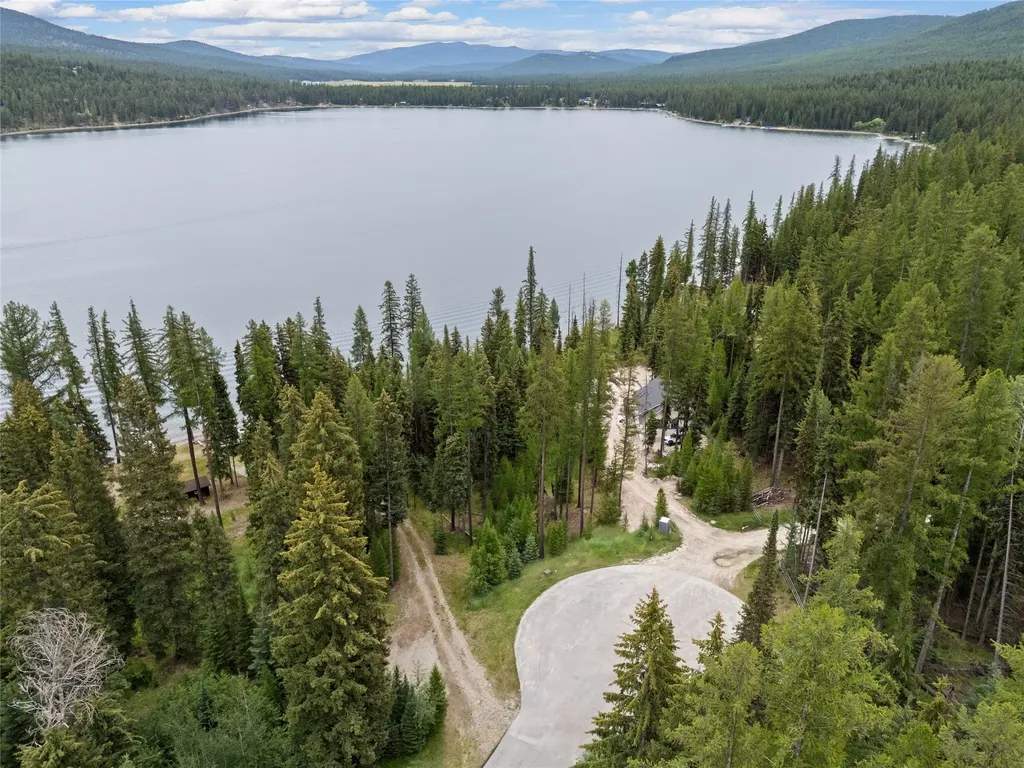 826 Mcgregor Lane Marion MT 59925