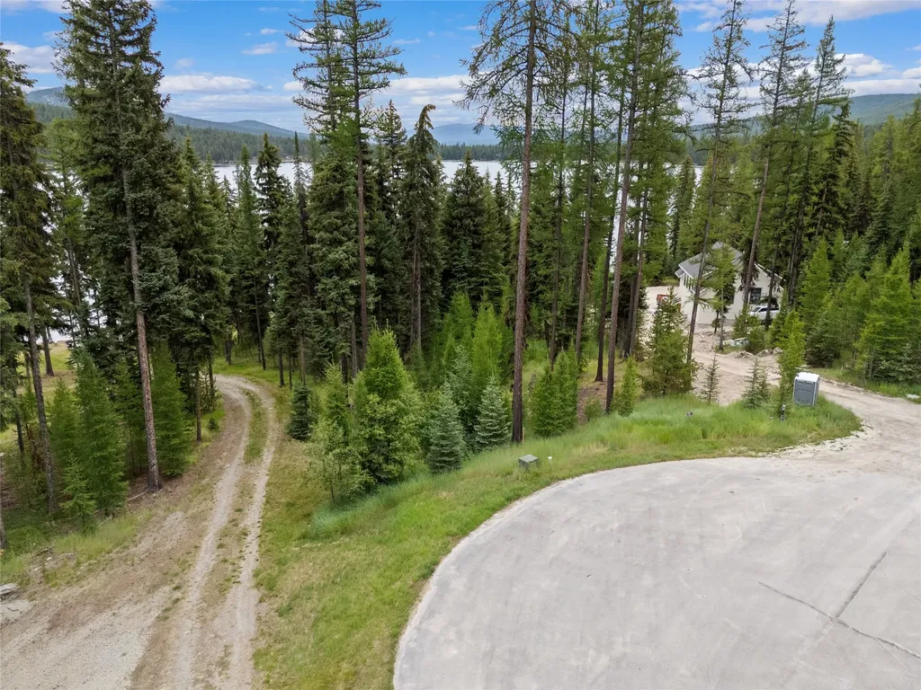 826 Mcgregor Lane Marion MT 59925