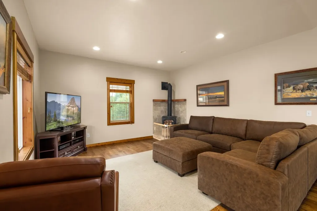 5879 Us Hwy 93 S Whitefish MT 59937