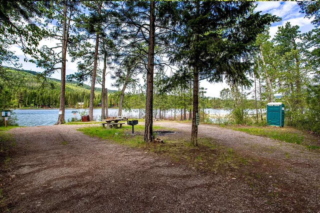 595 Wapiti Lane Bigfork MT 59911