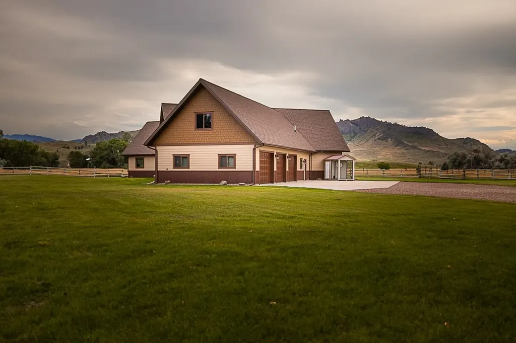 2127 Old Us Highway 91 Cascade MT 59421