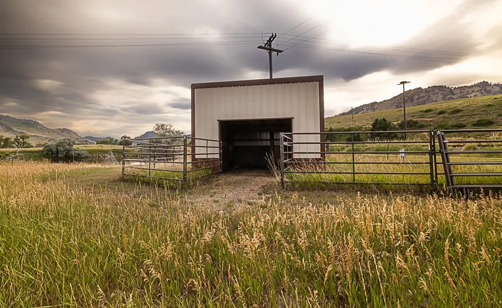2127 Old Us Highway 91 Cascade MT 59421