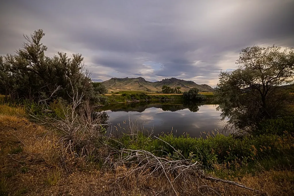 2127 Old Us Highway 91 Cascade MT 59421