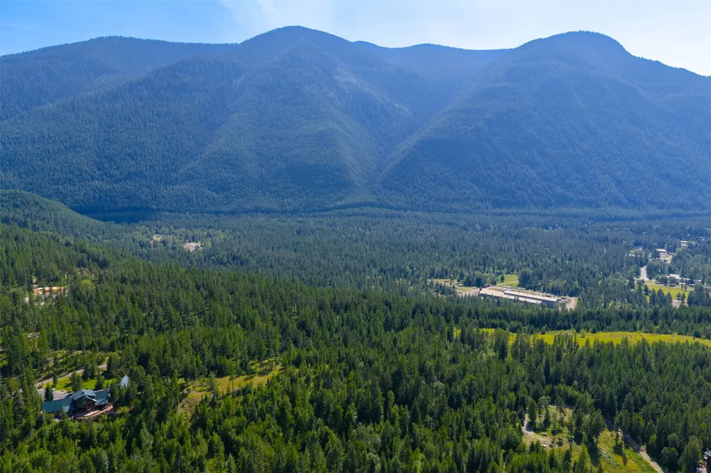 386 Glacier Hills Drive W Martin City MT 59926
