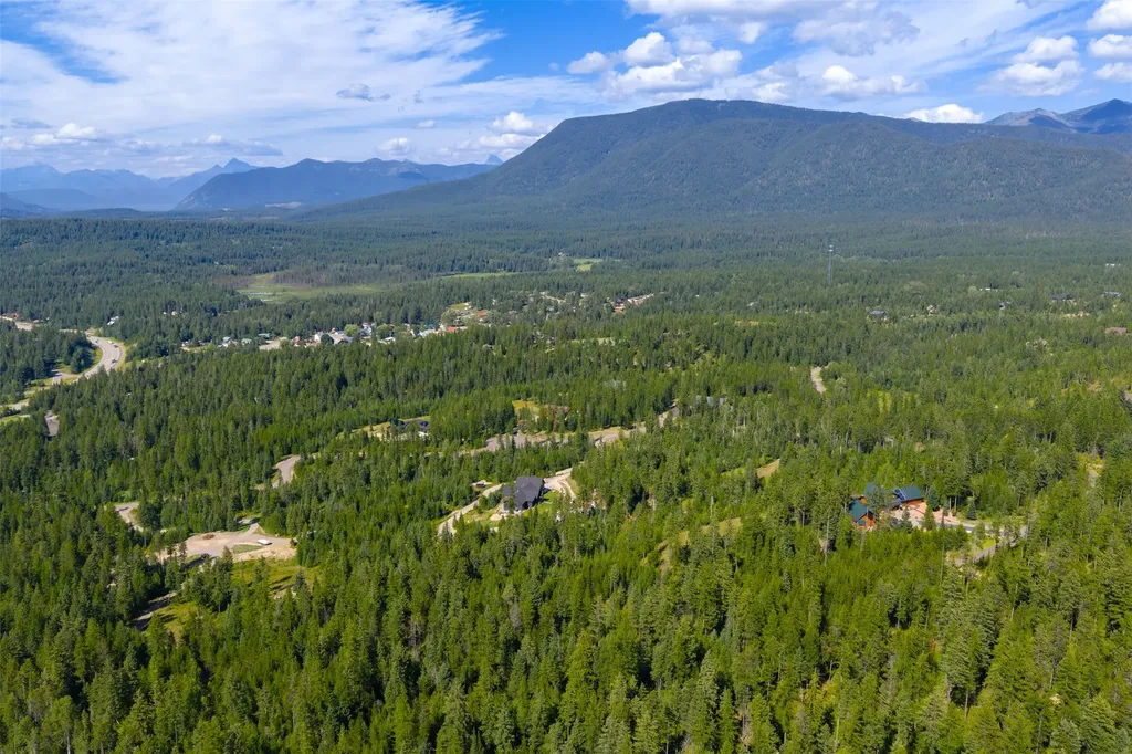 386 Glacier Hills Drive W Martin City MT 59926