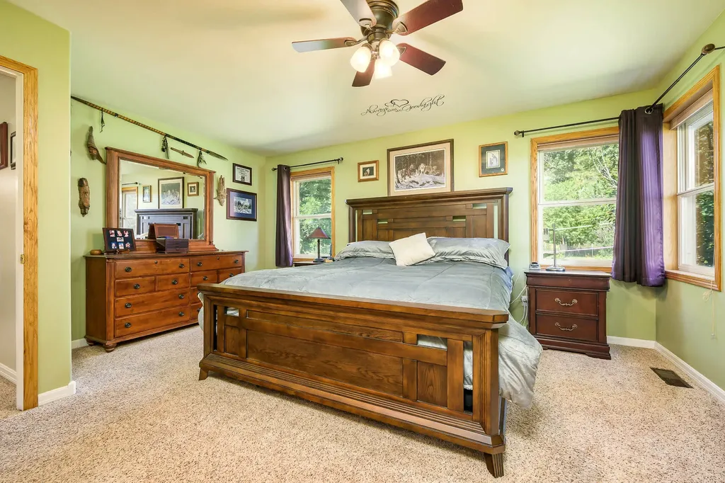 24 S Swan Lane Fromberg MT 59029