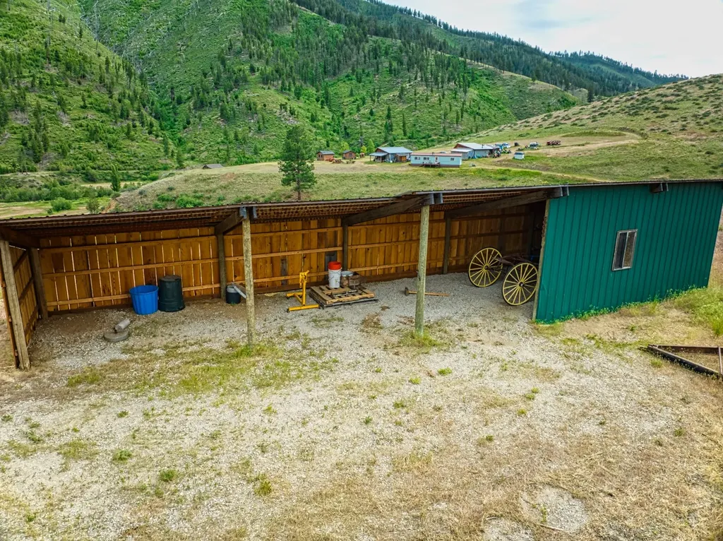 4310 Dugout Gulch Road Darby MT 59829