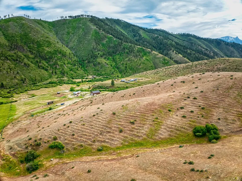 4310 Dugout Gulch Road Darby MT 59829