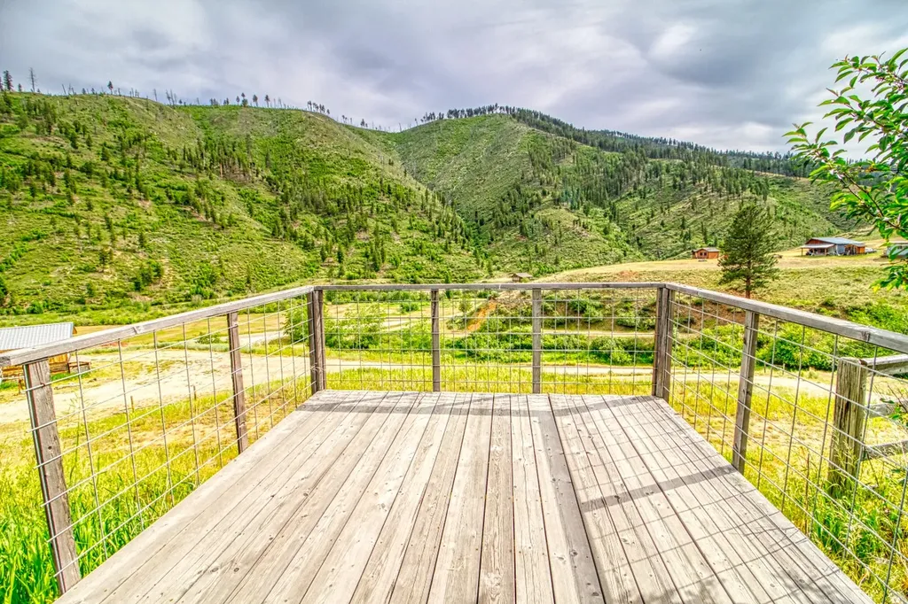 4310 Dugout Gulch Road Darby MT 59829