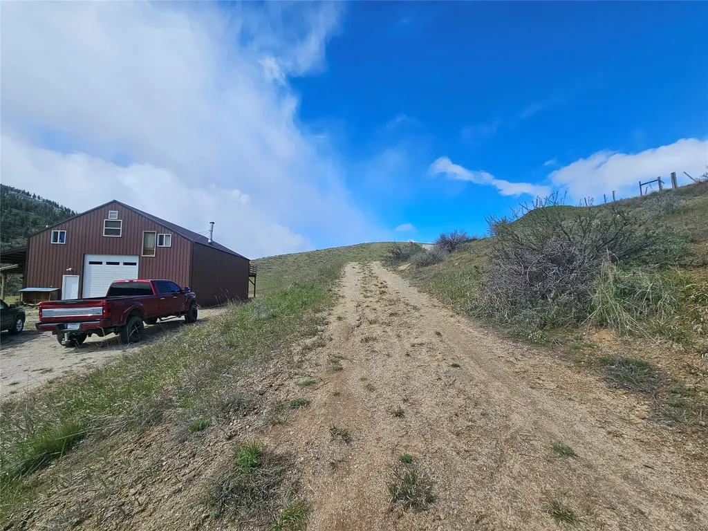 4310 Dugout Gulch Road Darby MT 59829