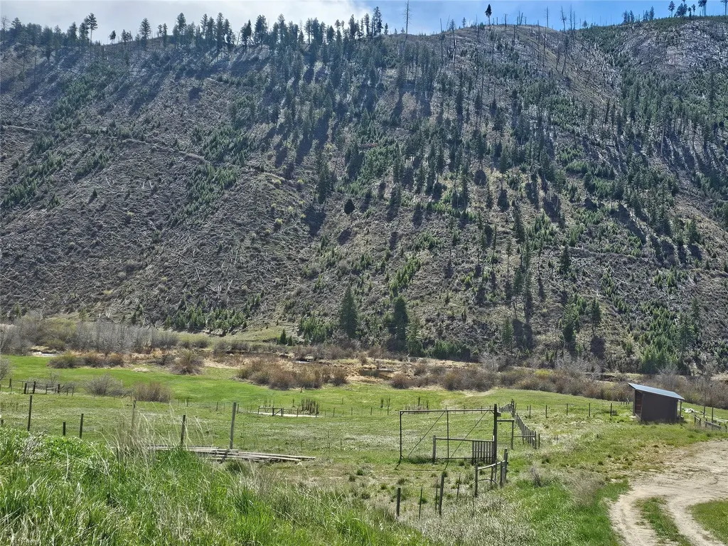4310 Dugout Gulch Road Darby MT 59829