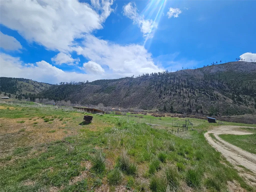 4310 Dugout Gulch Road Darby MT 59829