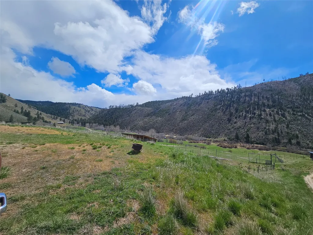 4310 Dugout Gulch Road Darby MT 59829