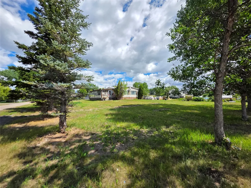 407 5th Avenue SW Choteau MT 59422