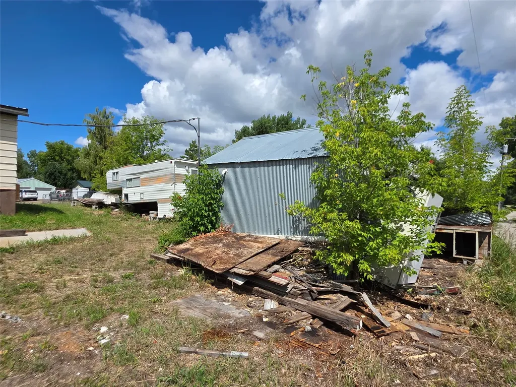 407 5th Avenue SW Choteau MT 59422