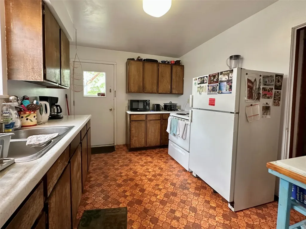 2329 Fairview Avenue Missoula MT 59801