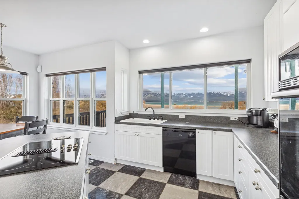 34238 Rocky Point Road Polson MT 59860