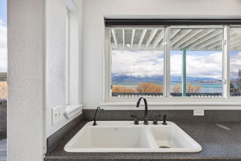 34238 Rocky Point Road Polson MT 59860