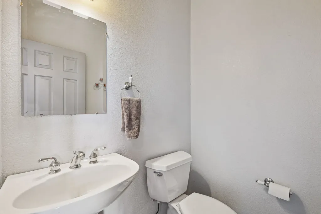 34238 Rocky Point Road Polson MT 59860