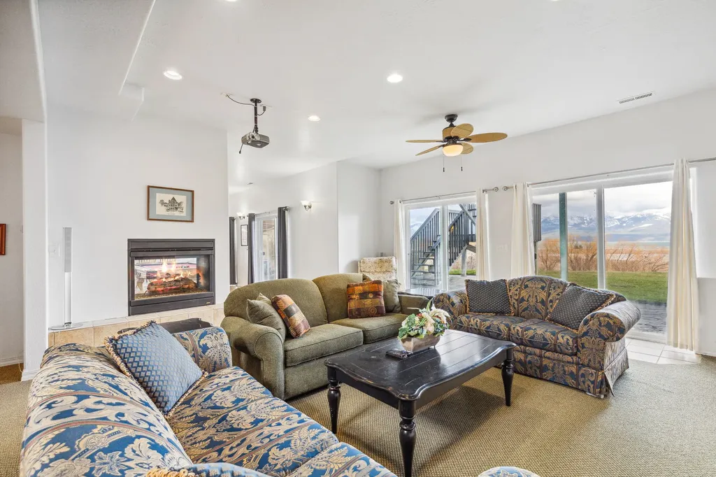 34238 Rocky Point Road Polson MT 59860