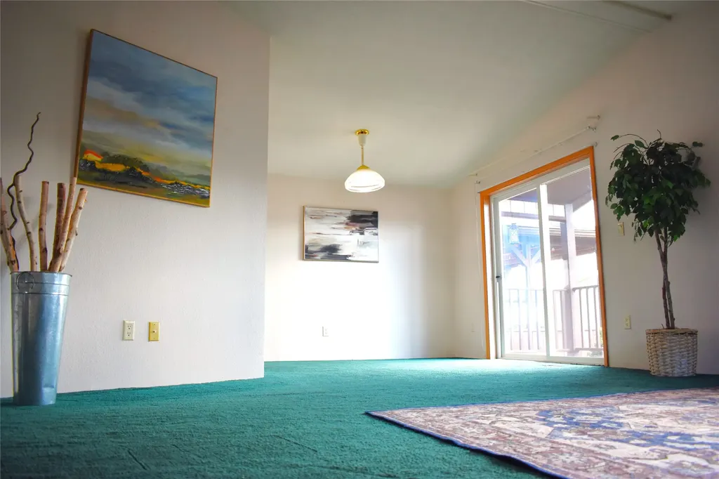 1760 Dukes Avenue Missoula MT 59808