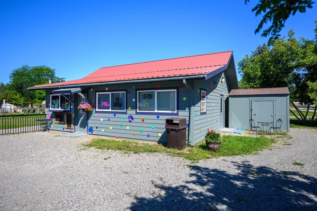 275 9th Street Eureka MT 59917