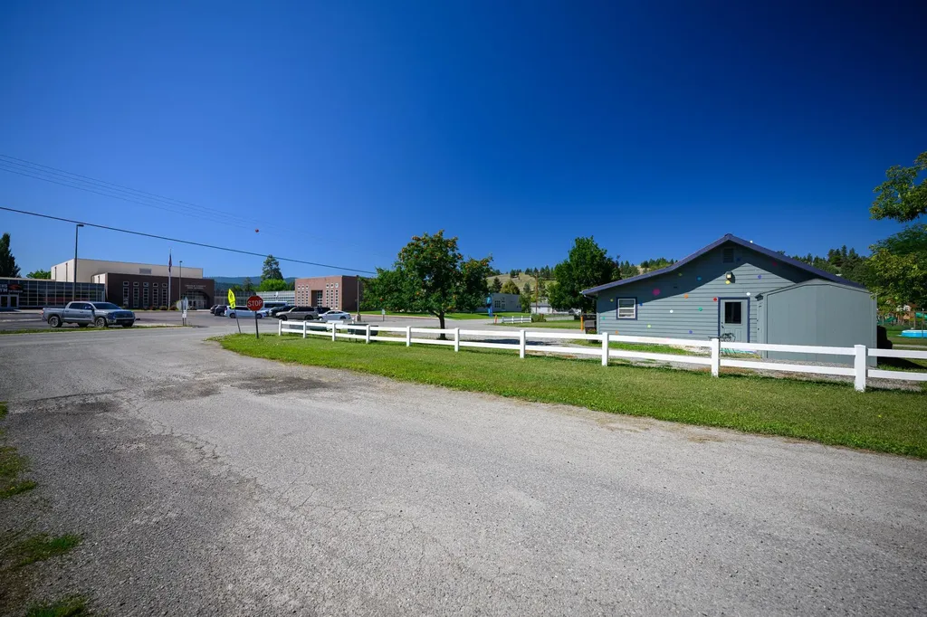 275 9th Street Eureka MT 59917