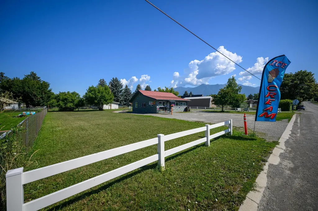 275 9th Street Eureka MT 59917