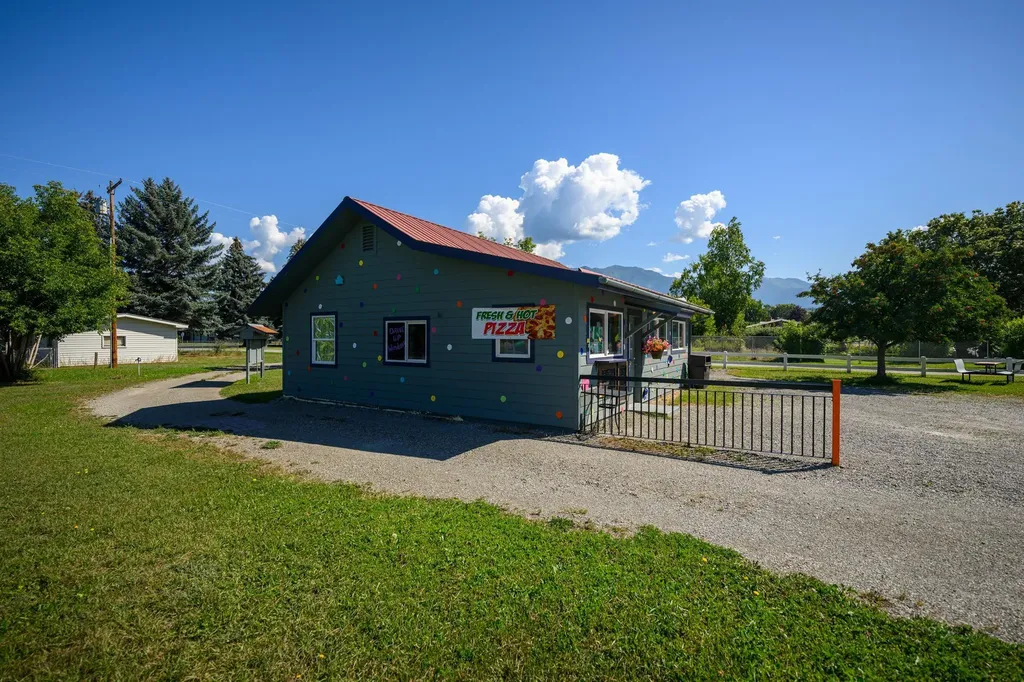275 9th Street Eureka MT 59917
