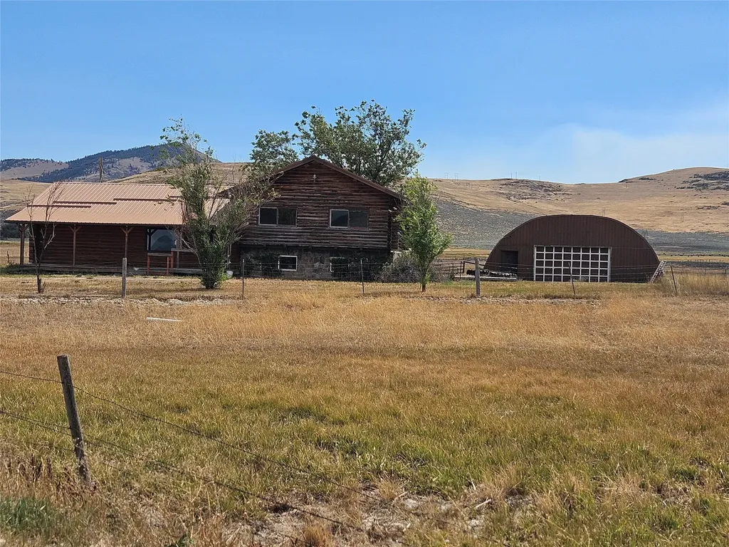 14 Fox Road Hot Springs MT 59845