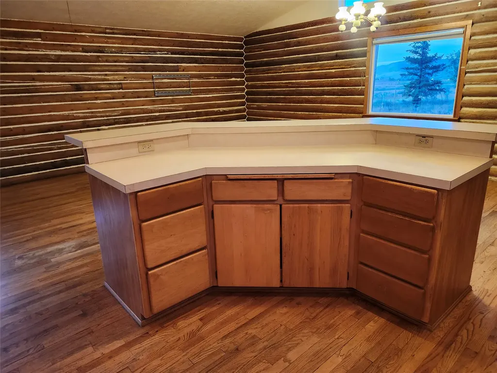 14 Fox Road Hot Springs MT 59845