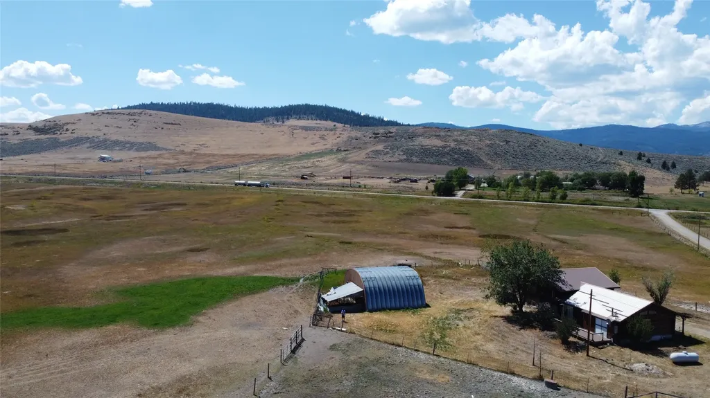 14 Fox Road Hot Springs MT 59845