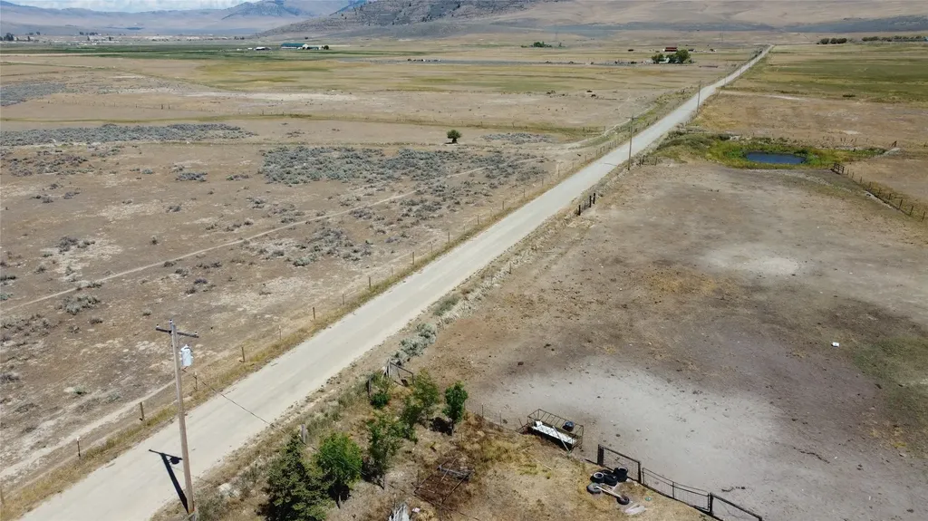 14 Fox Road Hot Springs MT 59845