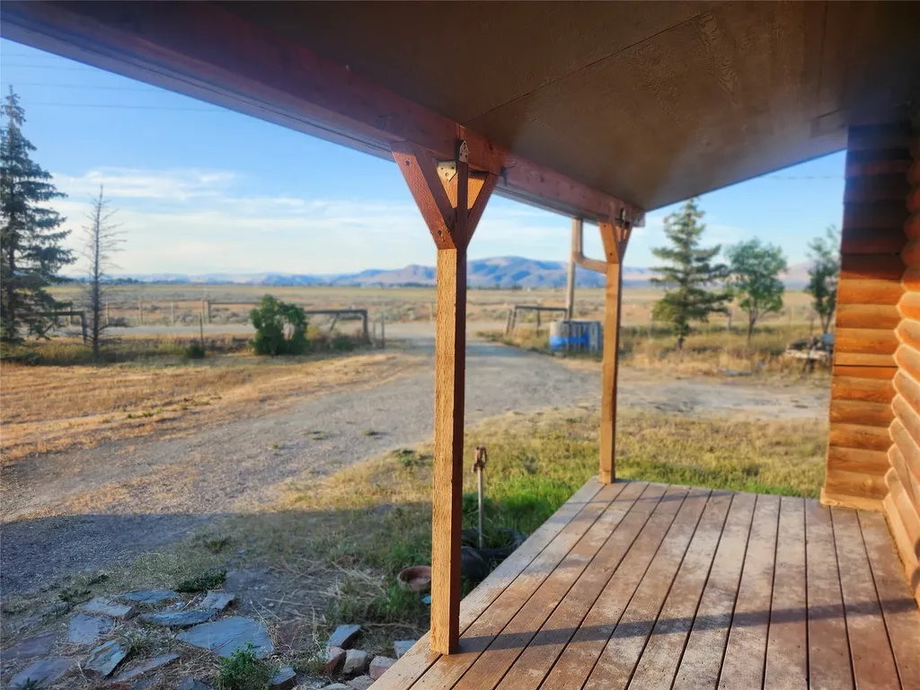 14 Fox Road Hot Springs MT 59845