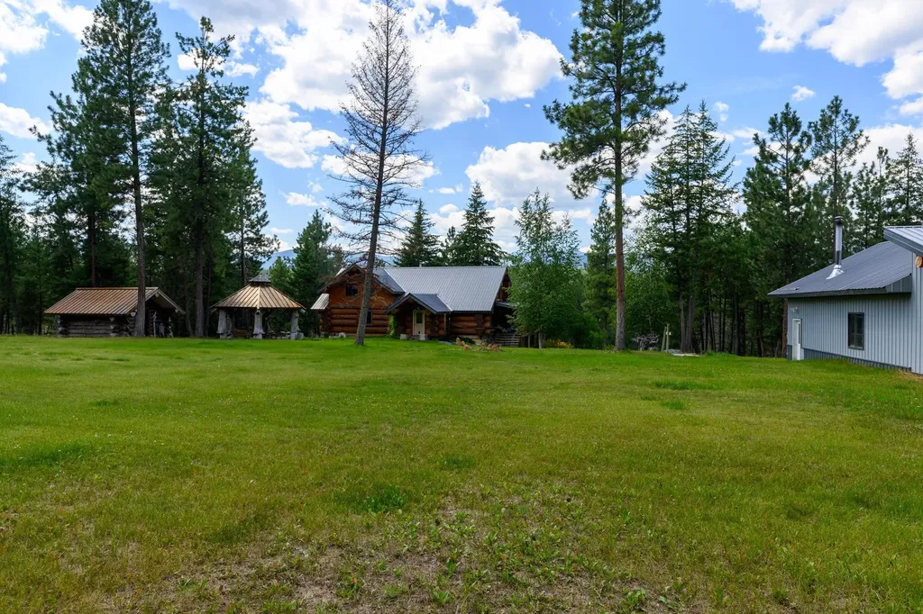 554 Elk Run Drive Rexford MT 59930