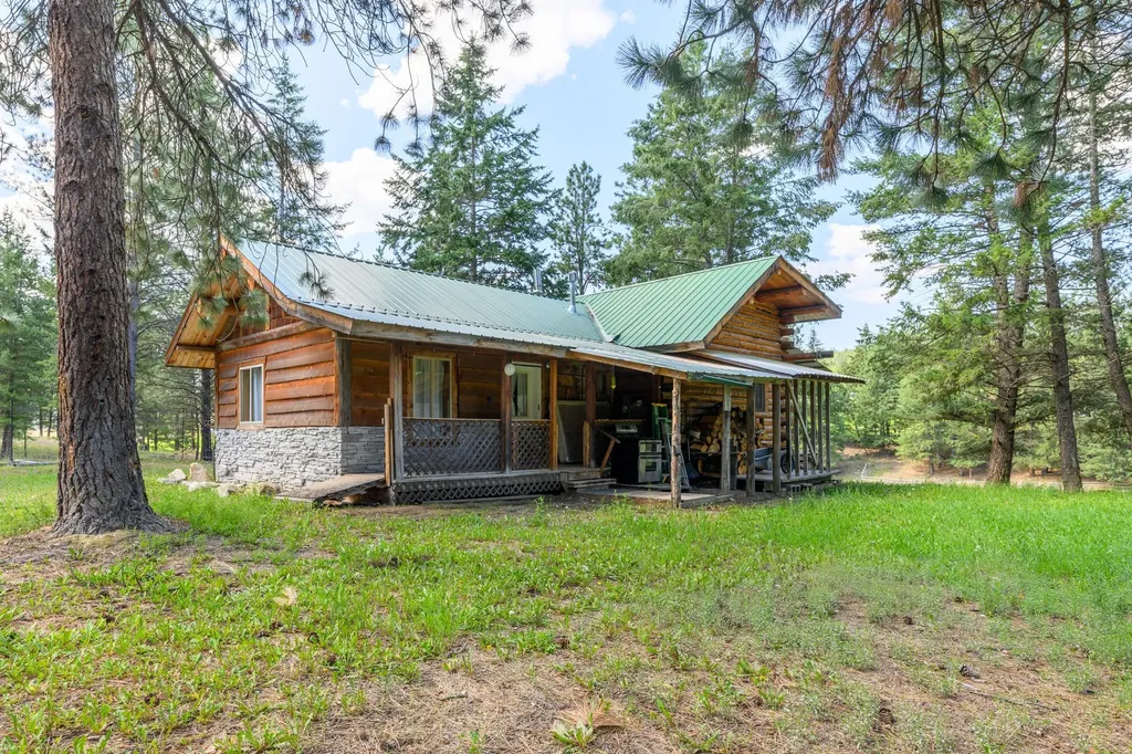 554 Elk Run Drive Rexford MT 59930