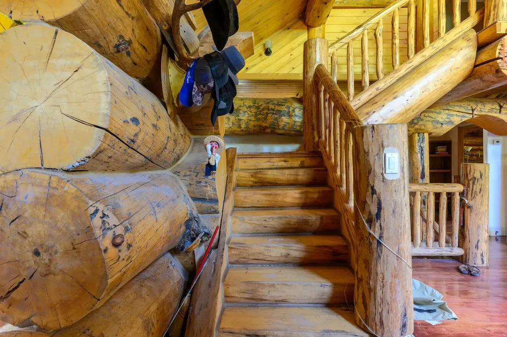 554 Elk Run Drive Rexford MT 59930
