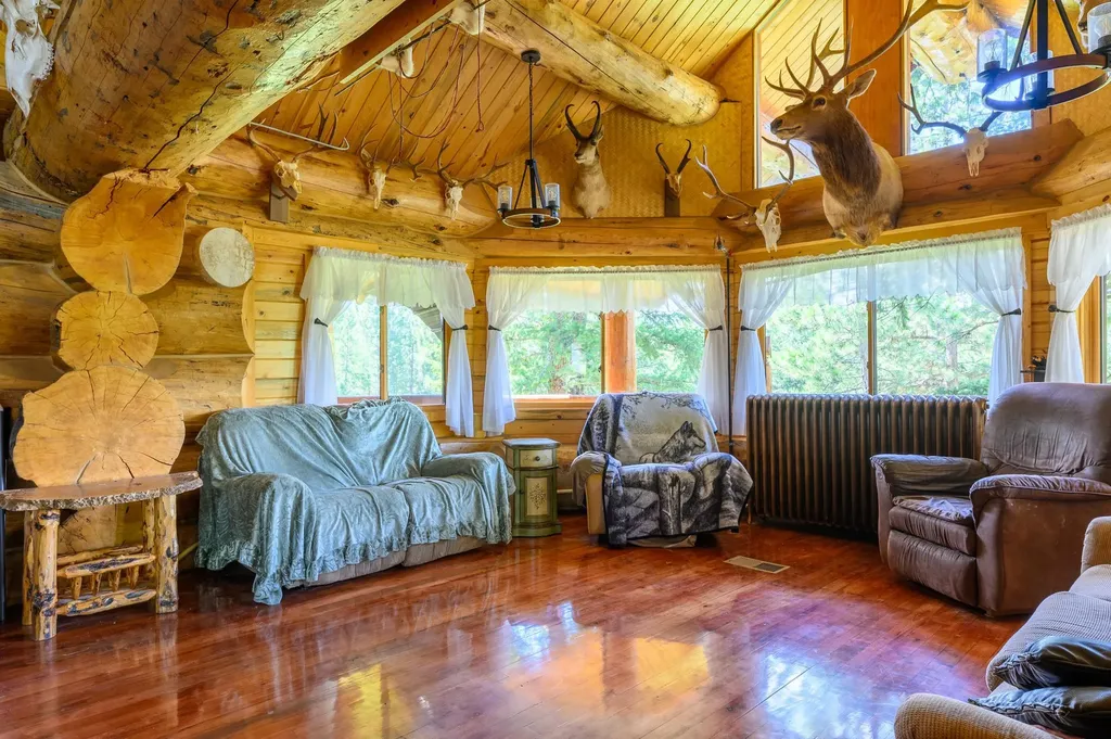 554 Elk Run Drive Rexford MT 59930