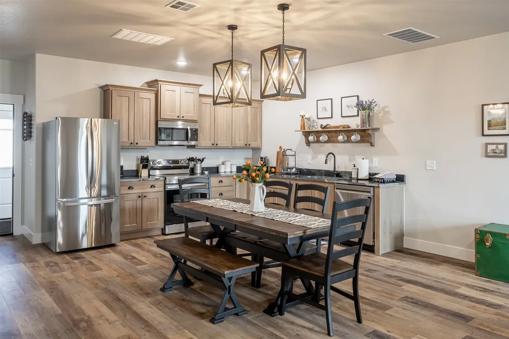131 Kyle Lane Hamilton MT 59840