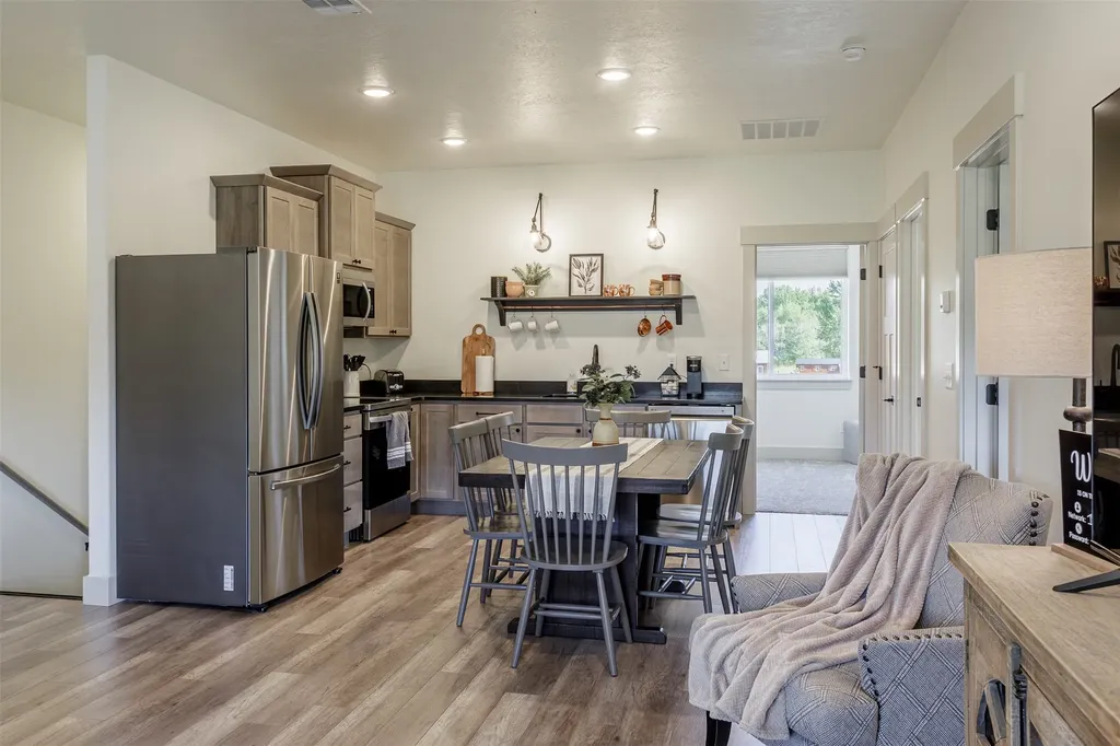 131 Kyle Lane Hamilton MT 59840