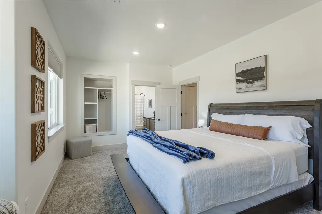 131 Kyle Lane Hamilton MT 59840