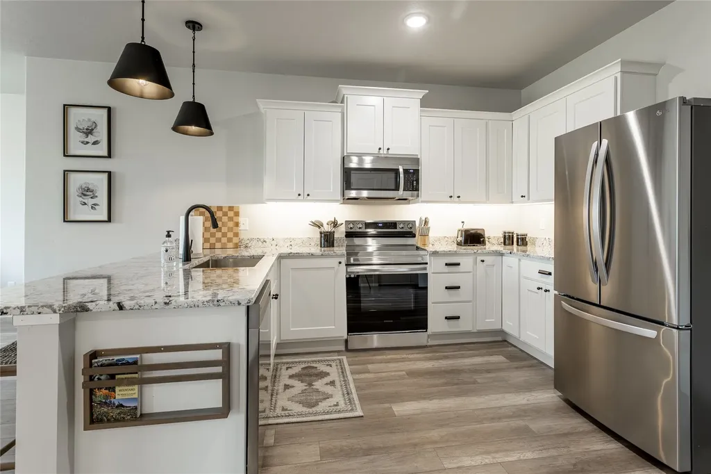 131 Kyle Lane Hamilton MT 59840