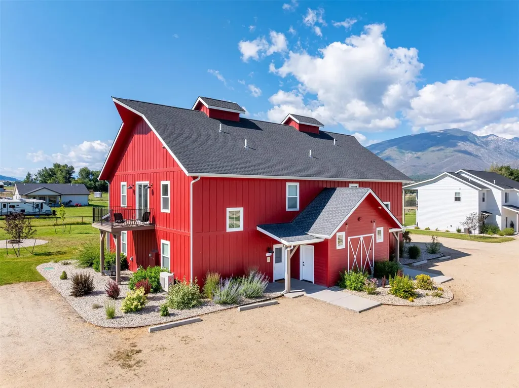 131 Kyle Lane Hamilton MT 59840