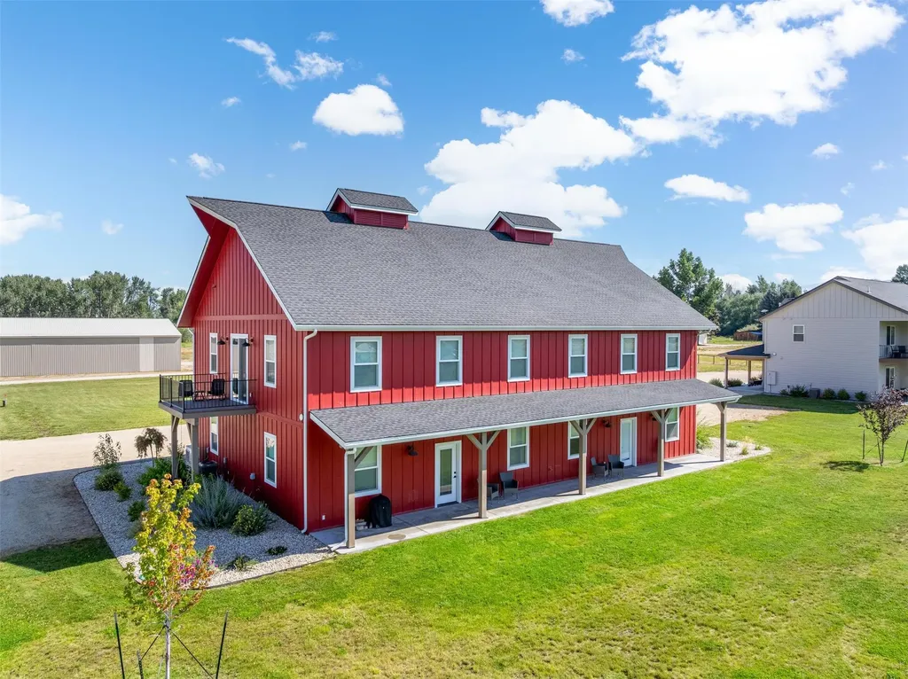 131 Kyle Lane Hamilton MT 59840