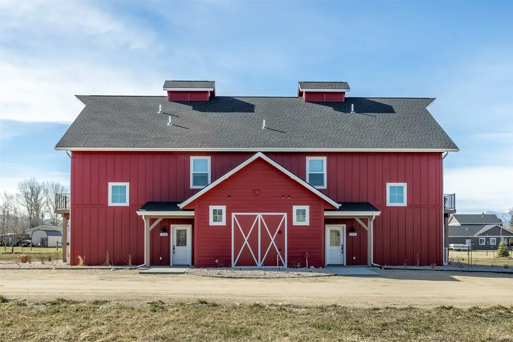131 Kyle Lane Hamilton MT 59840