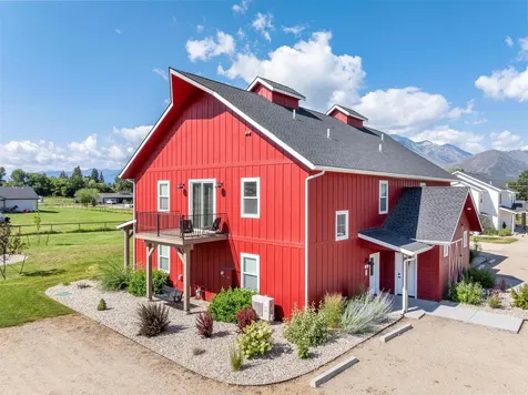 131 Kyle Lane Hamilton MT 59840