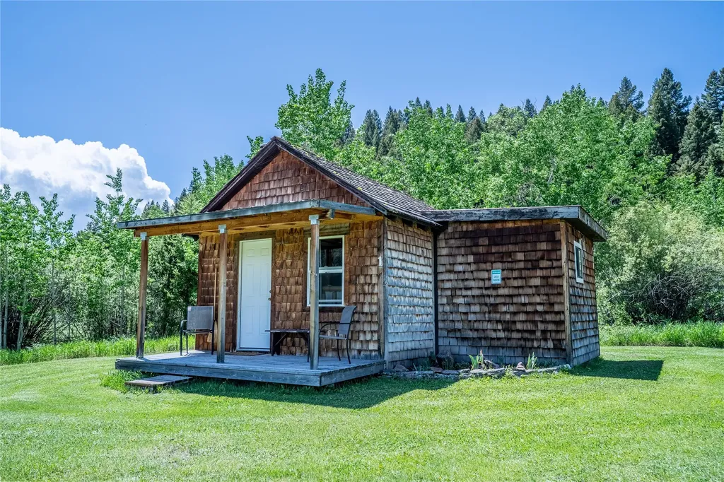 5200 Elk Lake Road Lima MT 59739