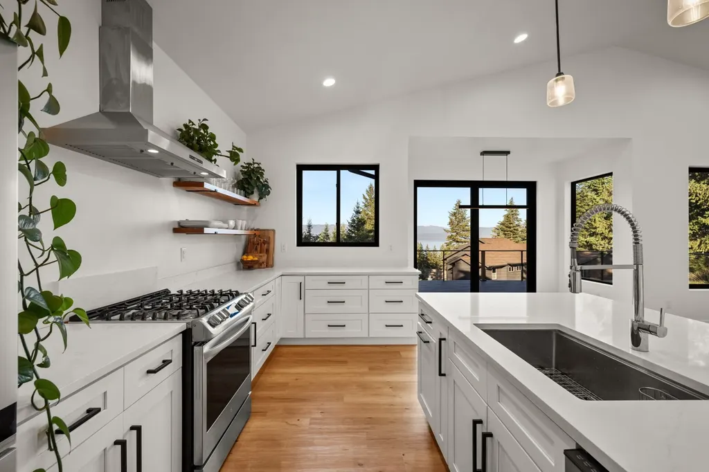 175 Wulff Lane Lakeside MT 59922