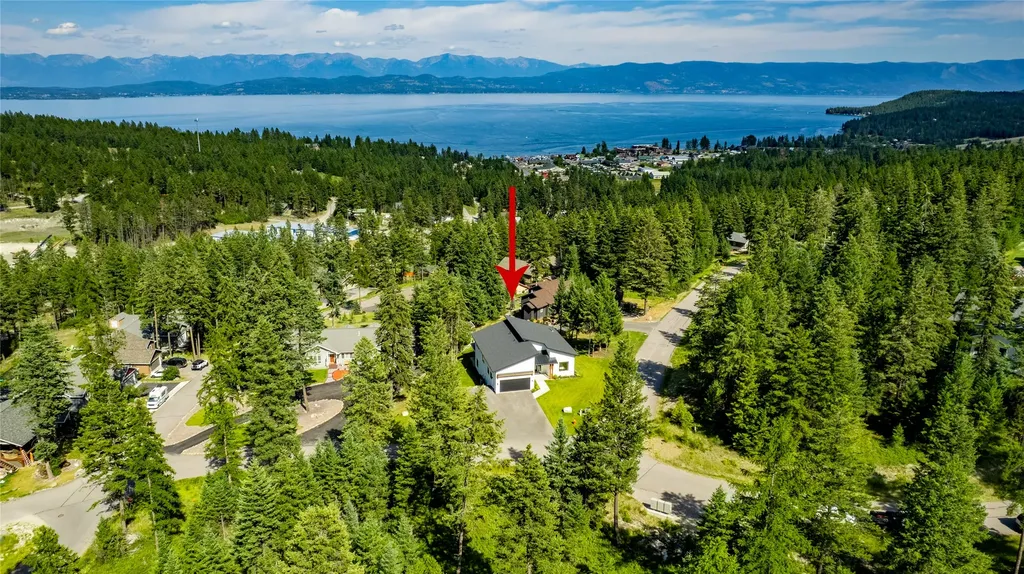 175 Wulff Lane Lakeside MT 59922
