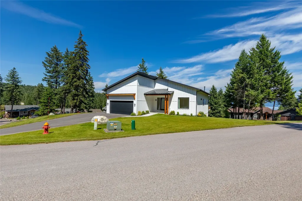 175 Wulff Lane Lakeside MT 59922